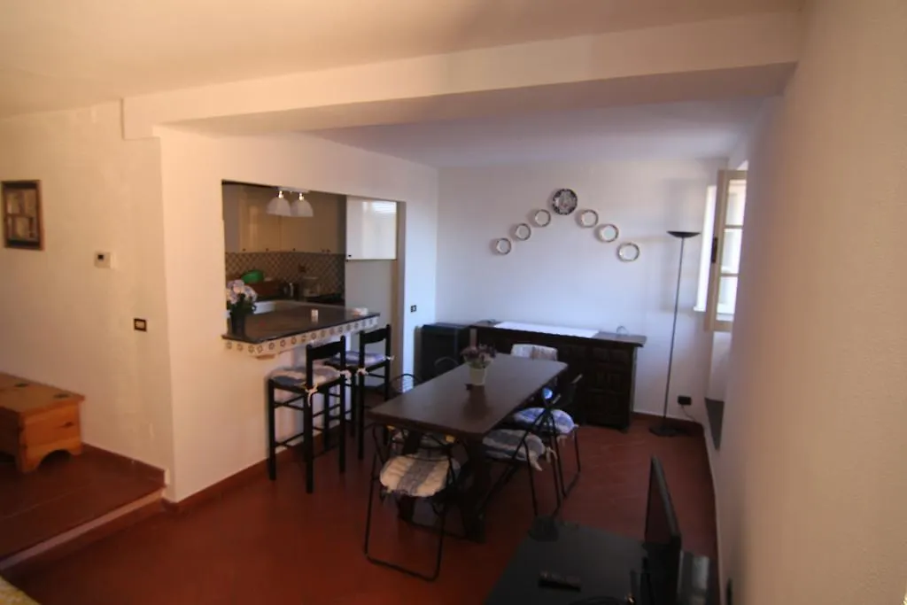 Five Lands Pink Cottage Levanto 0*,