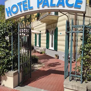 3* Hotel Palace