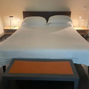 Abetaia מלון